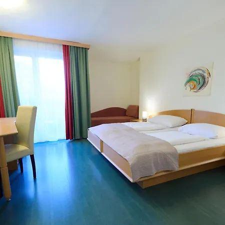 Pils Ξενοδοχείο Rotheau